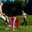 Da ist doch zwei Erfindern wieder mal was tolles eingefallen. Ein überdimensionales Tee, welches als Golfhocker verwendet wird. Sieht toll aus, gibt es in den verschiedensten Farben und man kann diese auch...