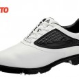 Sportschuhe zum Golfen: Welche Anforderungen müssen sie erfüllen Wer erfolgreich Golf spielen möchte, der muss sich nicht nur einen gut gepflegten Platz aussuchen, sondern auch die passende Ausrüstung kaufen. Und mit dieser ist nicht etwa nur der Golfschläger gemeint! Vor...